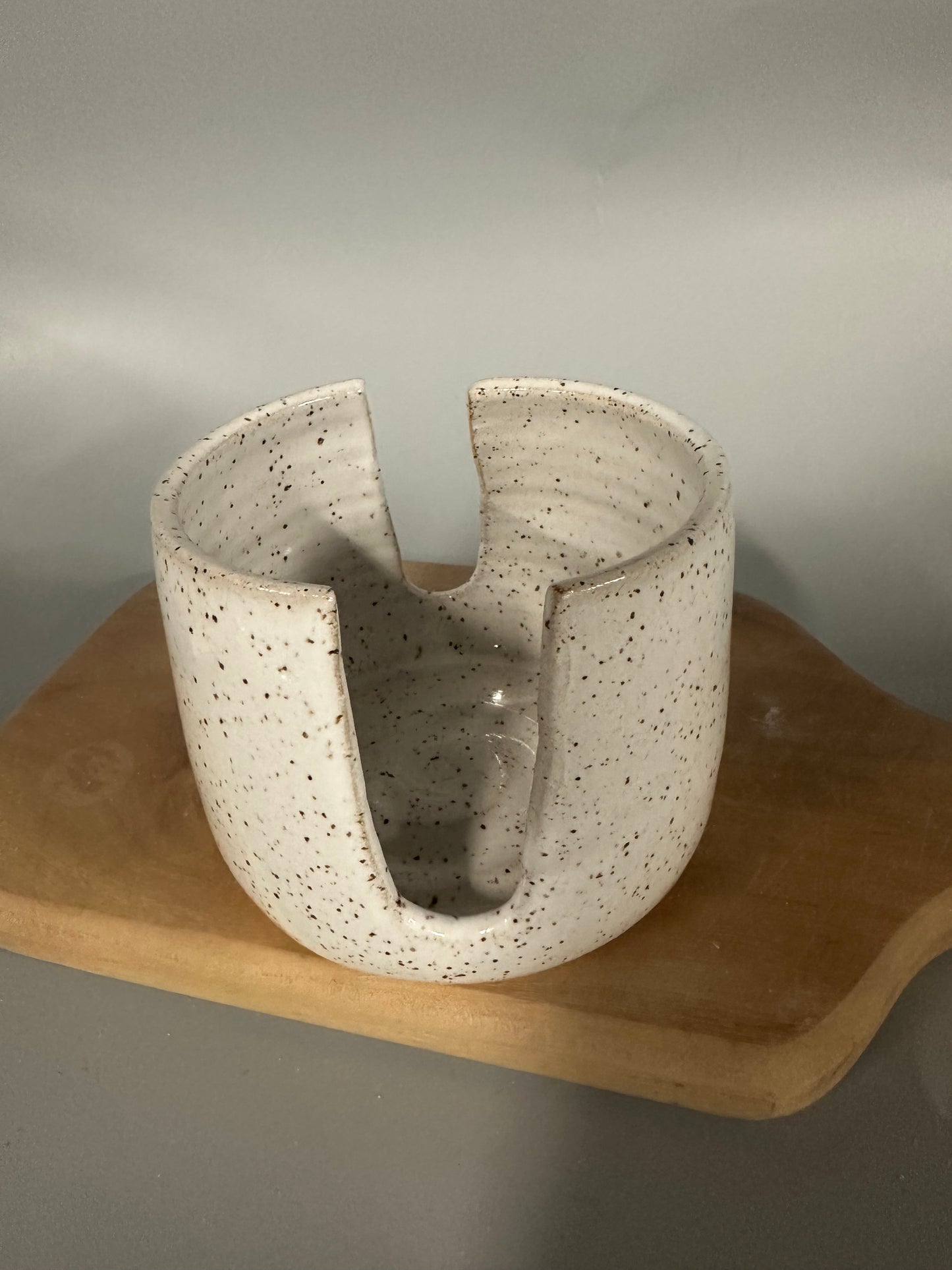 Sponge holder