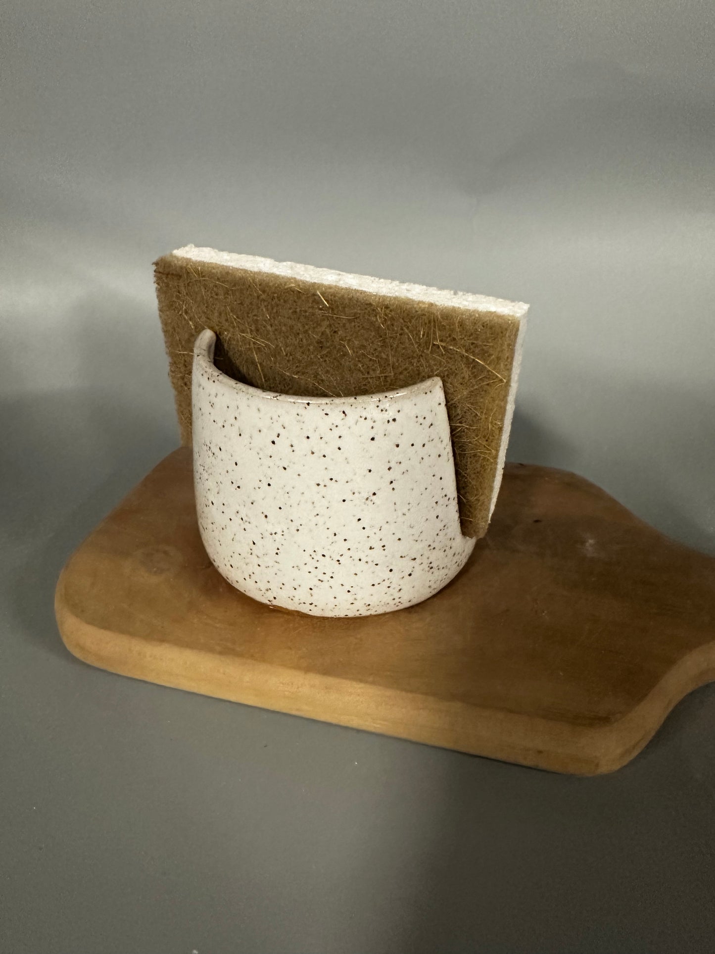 Sponge holder